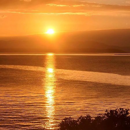 Sunset Apartment Selce Bagian luar foto