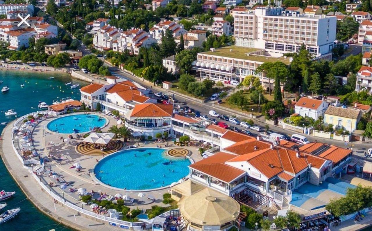 Sunset Apartment Selce Bagian luar foto